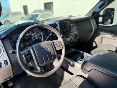 Used 2016 Ford F250 Lariat w/ Lariat Ultimate Package image 15