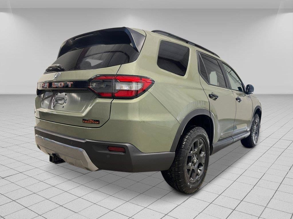 New 2026 Honda Pilot TrailSport image 7