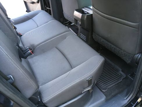 Used 2024 Toyota Tacoma SR5 AWD/4WD image 27