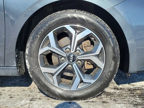 Used 2019 Kia Forte LXS image 5