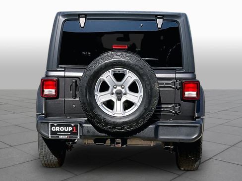 Used 2020 Jeep Wrangler Unlimited Sport S AWD/4WD image 5