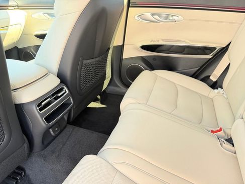 New 2026 Genesis GV70 2.5T image 13