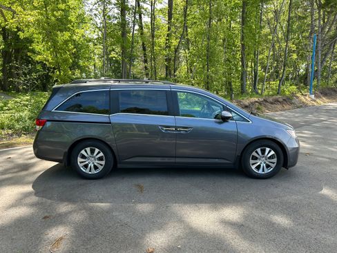 Used 2016 Honda Odyssey EX-L image 22