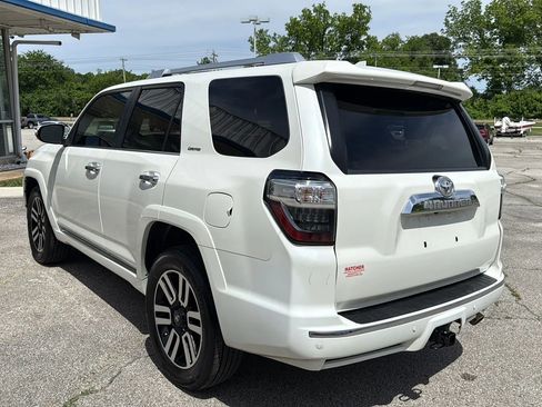 Used 2016 Toyota 4Runner Limited RWD image 3