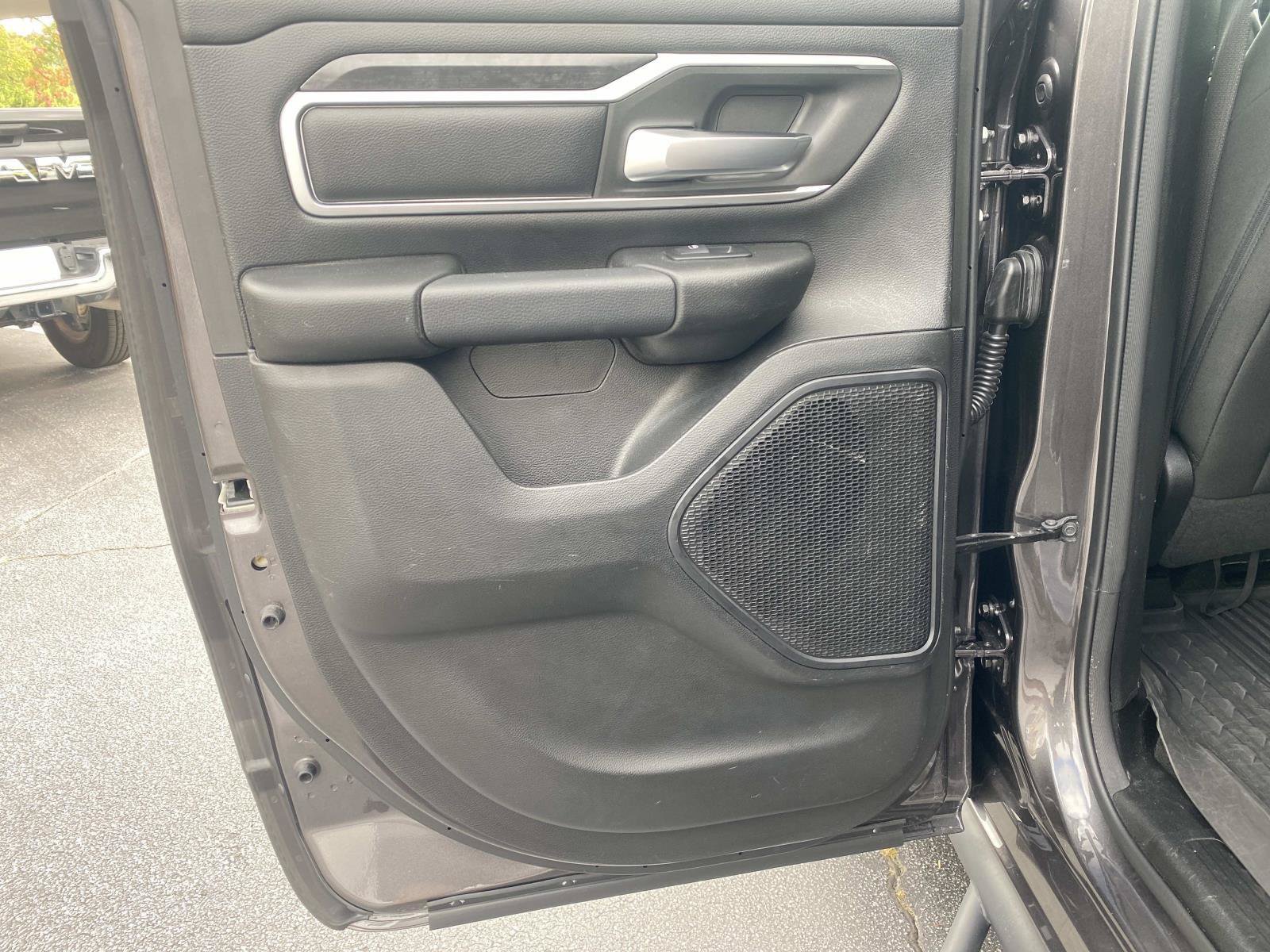 Used 2022 RAM 1500 Big Horn w/ Night Edition RWD image 18