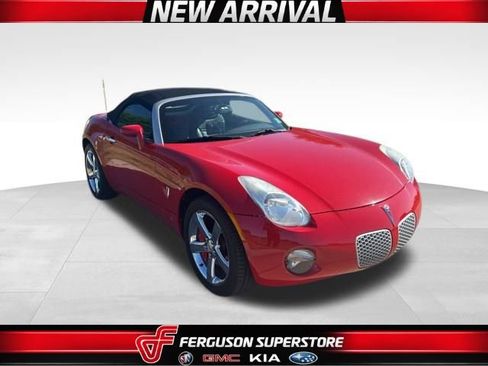 Used 2007 Pontiac Solstice Convertible w/ Premium Package RWD image 1