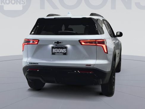 New 2026 Chevrolet Equinox RS w/ LPO, Floor Liner Package FWD image 10