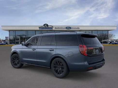 New 2026 Ford Expedition Platinum w/ Stealth Appearance Package image 4