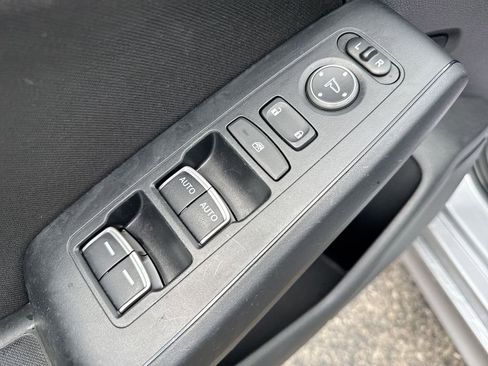 Used 2023 Honda Civic Sport image 13