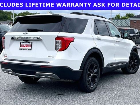 Used 2022 Ford Explorer XLT w/ Equipment Group 202A AWD/4WD image 10