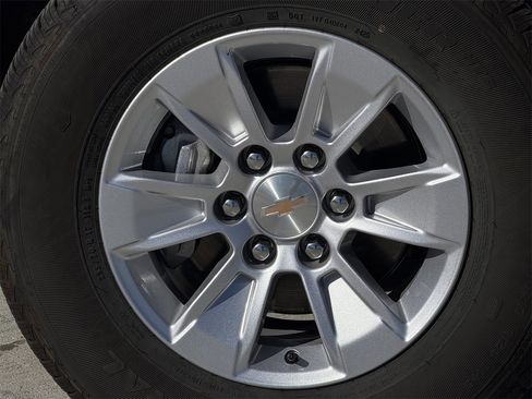 New 2026 Chevrolet Silverado 1500 LT image 9