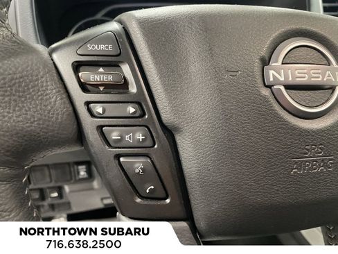 Used 2022 Nissan Frontier SV w/ SV Premium Package image 21