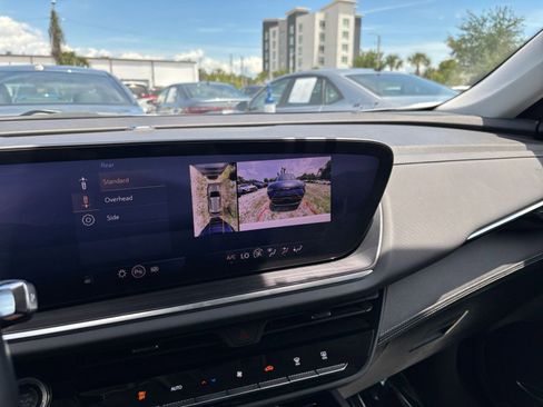 Used 2024 Buick Envision Preferred AWD/4WD image 25