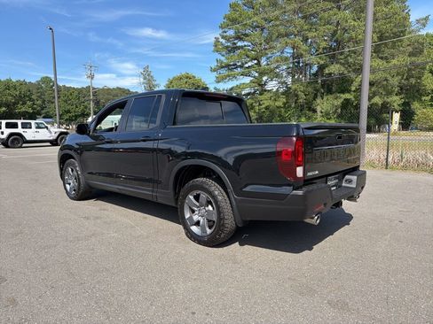 Used 2024 Honda Ridgeline TrailSport image 7