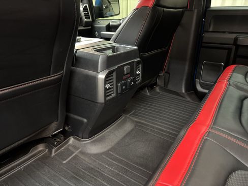 Used 2019 Ford F150 Lariat w/ Equipment Group 502A Luxury AWD/4WD image 33