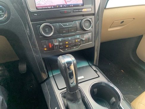 Used 2016 Ford Explorer XLT w/ Equipment Group 202A image 13