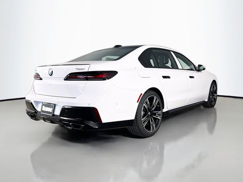 New 2026 BMW 760i xDrive w/ Executive Package AWD/4WD image 7