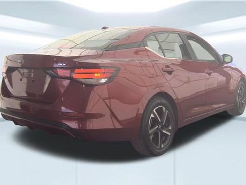 Used 2024 Nissan Sentra SV FWD image 5