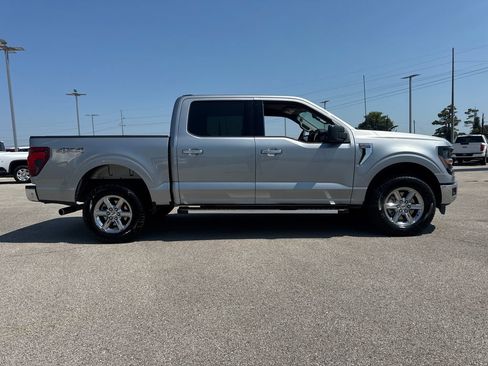 Used 2025 Ford F150 XLT w/ Equipment Group 301A Standard AWD/4WD image 7