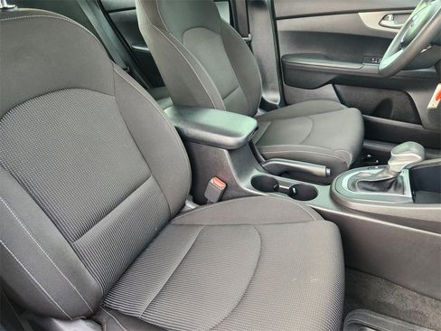 Certified 2021 Kia Forte LXS image 15