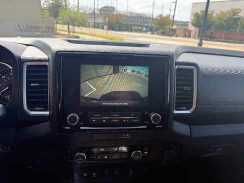 Used 2023 Nissan Frontier SV w/ SV Premium Package RWD image 29