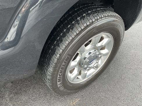 Used 2013 Ford F250 Lariat w/ Lariat Ultimate Pkg image 41