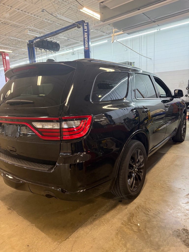 Used 2023 Dodge Durango SXT w/ SXT Blacktop Group AWD/4WD image 7