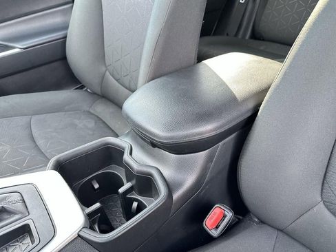 Used 2024 Toyota RAV4 XLE image 22