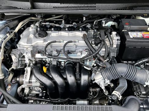 Certified 2022 Toyota Corolla LE FWD image 31