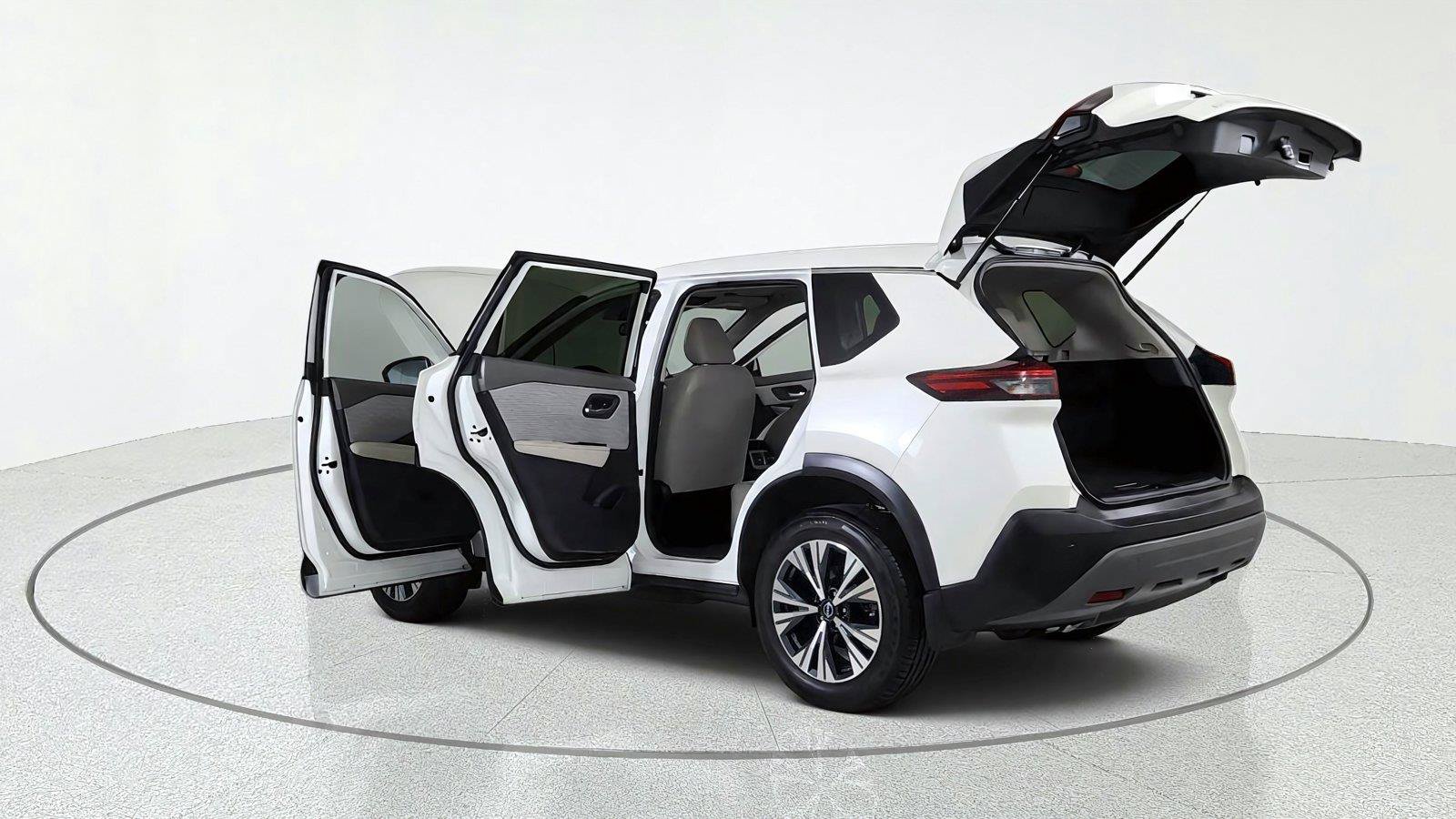 Used 2023 Nissan Rogue SV FWD image 12