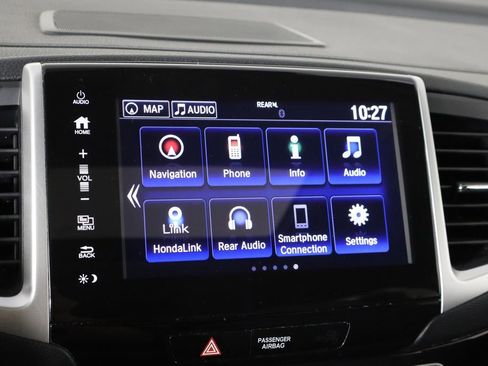 Used 2017 Honda Pilot Touring image 29