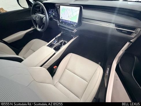 Used 2025 Lexus RX 350h w/ Convenience Package AWD/4WD image 11