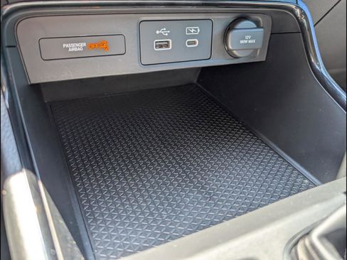 Certified 2024 Honda CR-V EX image 16