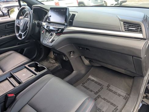 Used 2025 Honda Odyssey Sport-L image 32