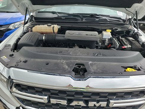 Used 2022 RAM 1500 Big Horn AWD/4WD image 15