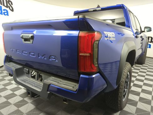 Used 2024 Toyota Tacoma TRD Off-Road AWD/4WD image 5