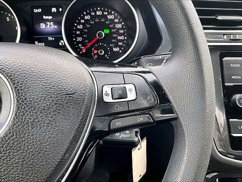 Used 2018 Volkswagen Tiguan S w/ Front Fog Lights Package image 20