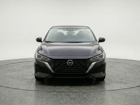 Used 2025 Nissan Sentra SV FWD image 2