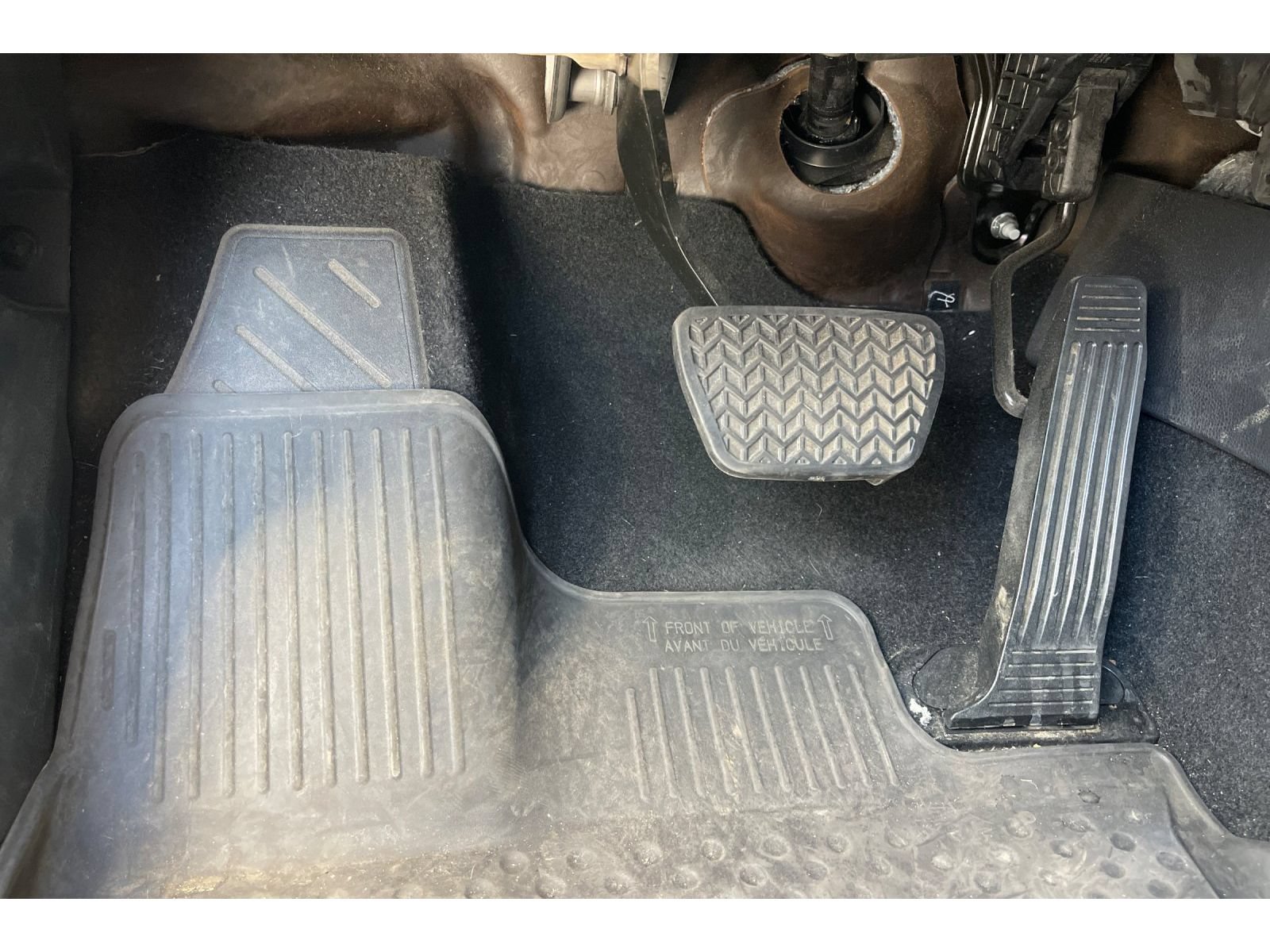 Used 2023 Toyota RAV4 LE AWD/4WD image 42