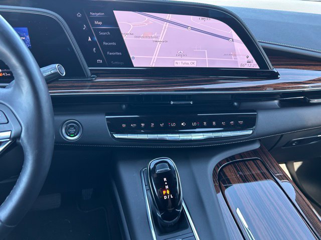 Used 2022 Cadillac Escalade Premium Luxury AWD/4WD image 20