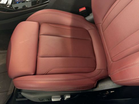 Used 2023 BMW X3 sDrive30i w/ M Sport Package image 12