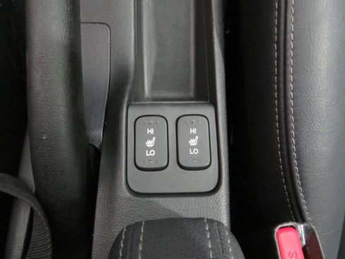 Used 2016 Honda Fit EX-L image 25