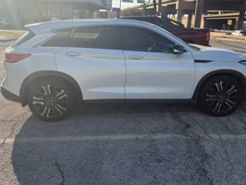 Used 2021 INFINITI QX50 Luxe w/ Appearance Package image 11