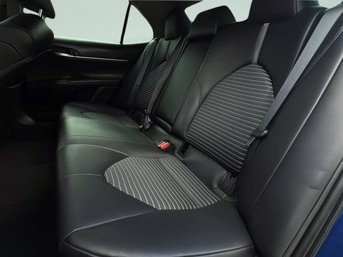 Certified 2023 Toyota Camry SE FWD image 9