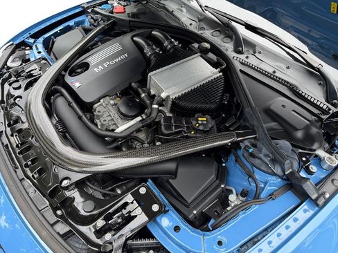 Used 2020 BMW M4 Convertible RWD image 30
