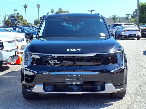 Certified 2024 Kia EV9 Land AWD/4WD image 2