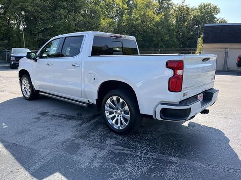 Used 2021 Chevrolet Silverado 1500 High Country w/ Technology Package AWD/4WD image 5
