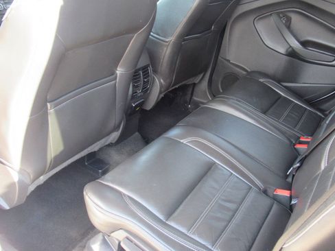 Used 2017 Ford Escape Titanium FWD image 34