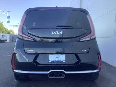 Used 2023 Kia Soul GT-Line FWD image 5