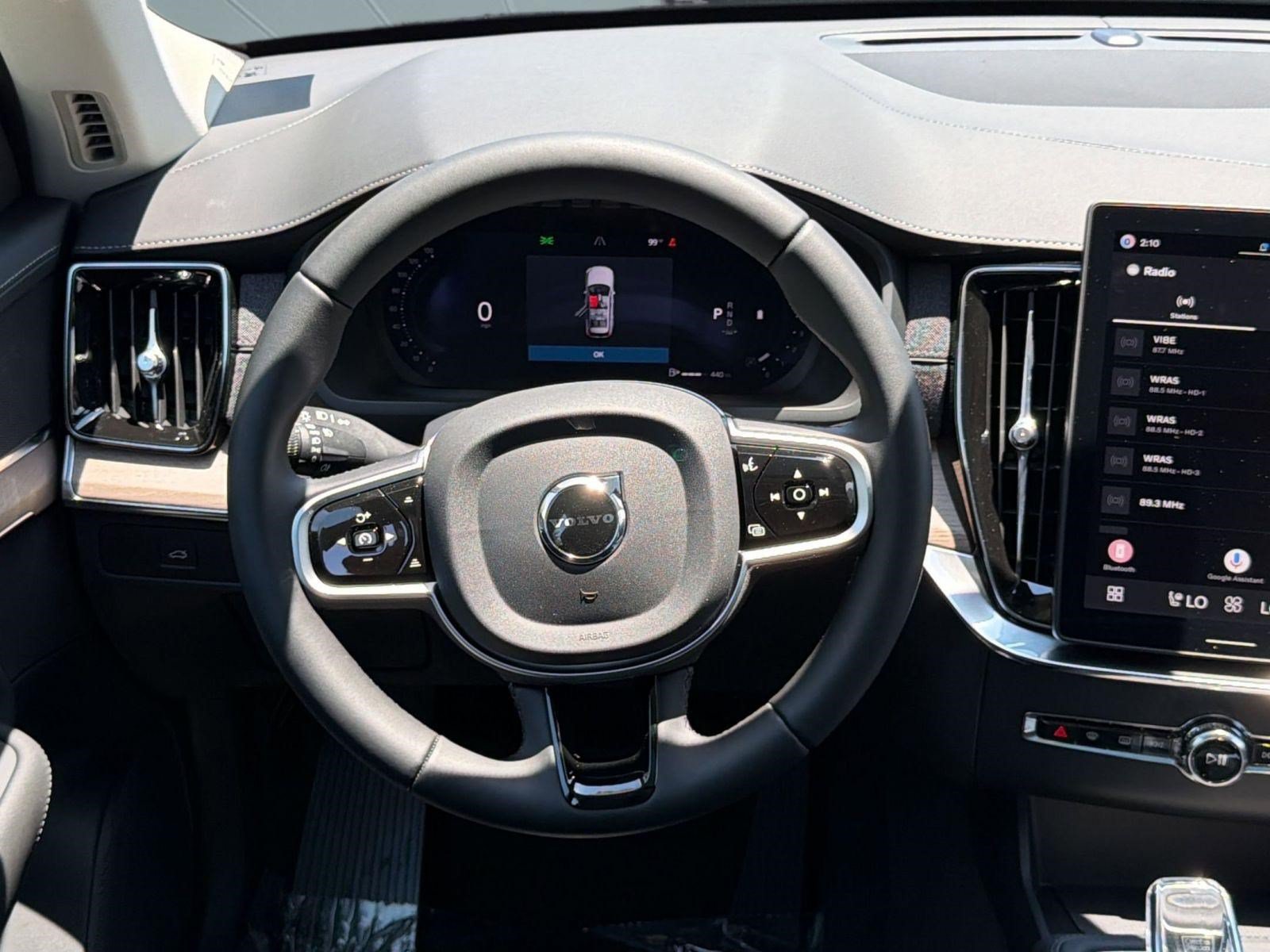 Used 2026 Volvo XC90 B5 Plus w/ Protection Package AWD/4WD image 15